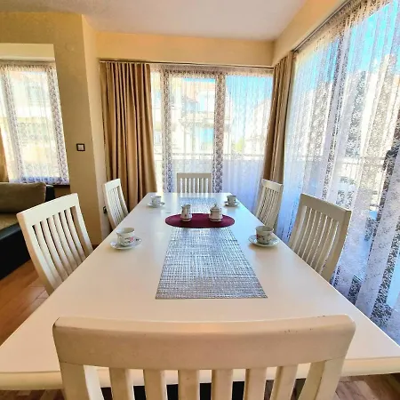 Apartament Sunny View - Seaside With Garage Burgas