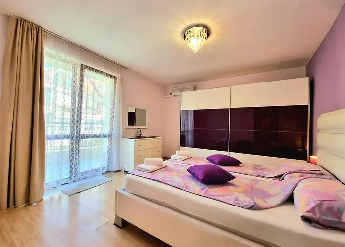 Sunny View - Seaside With Garage Apartamento